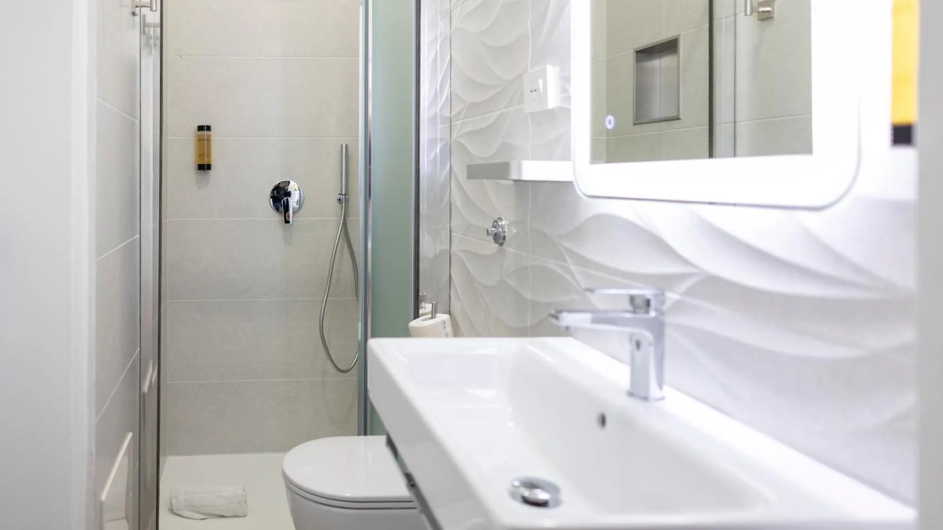 Bed & Breakfast Dolce Vita Rooms And Apartments Cefalù