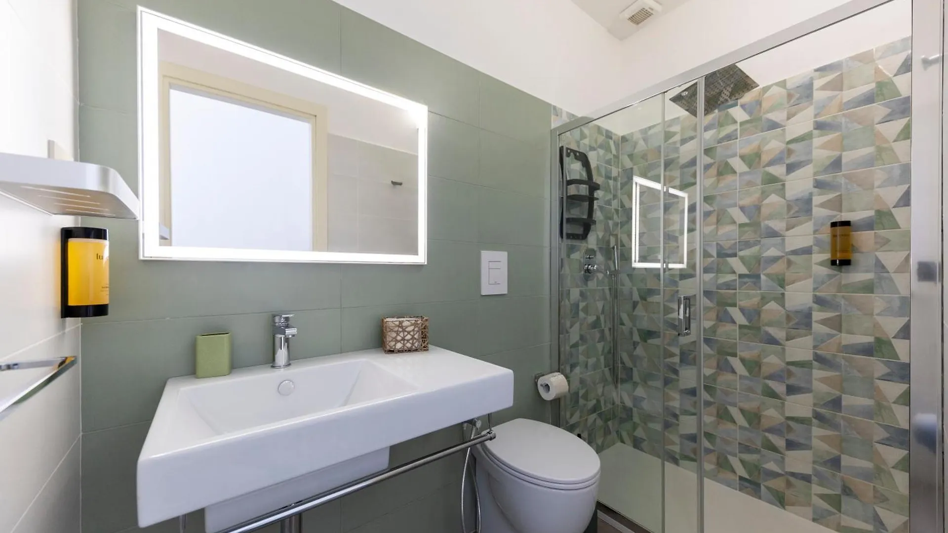 Dolce Vita Rooms And Apartments Cefalù