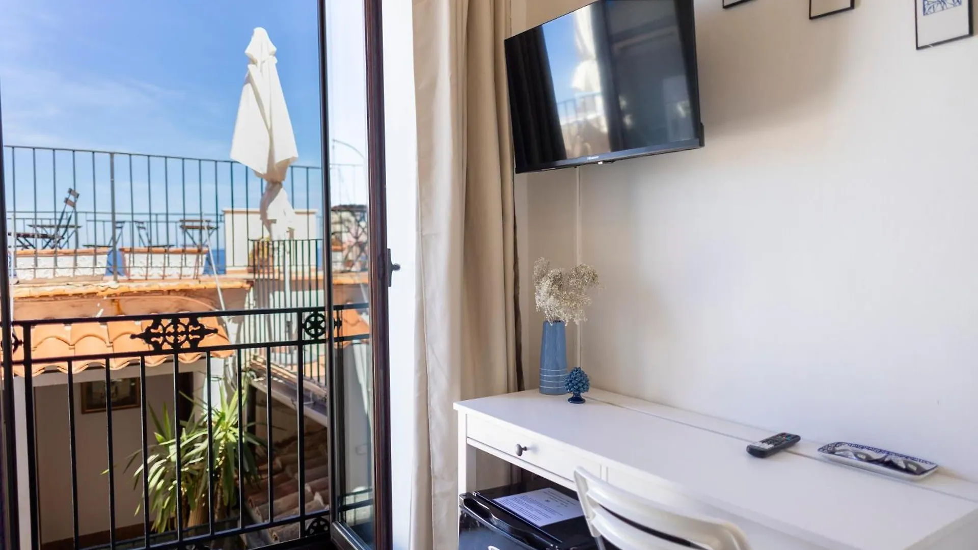 Dolce Vita Bed&Breakfast Cefalù Italia