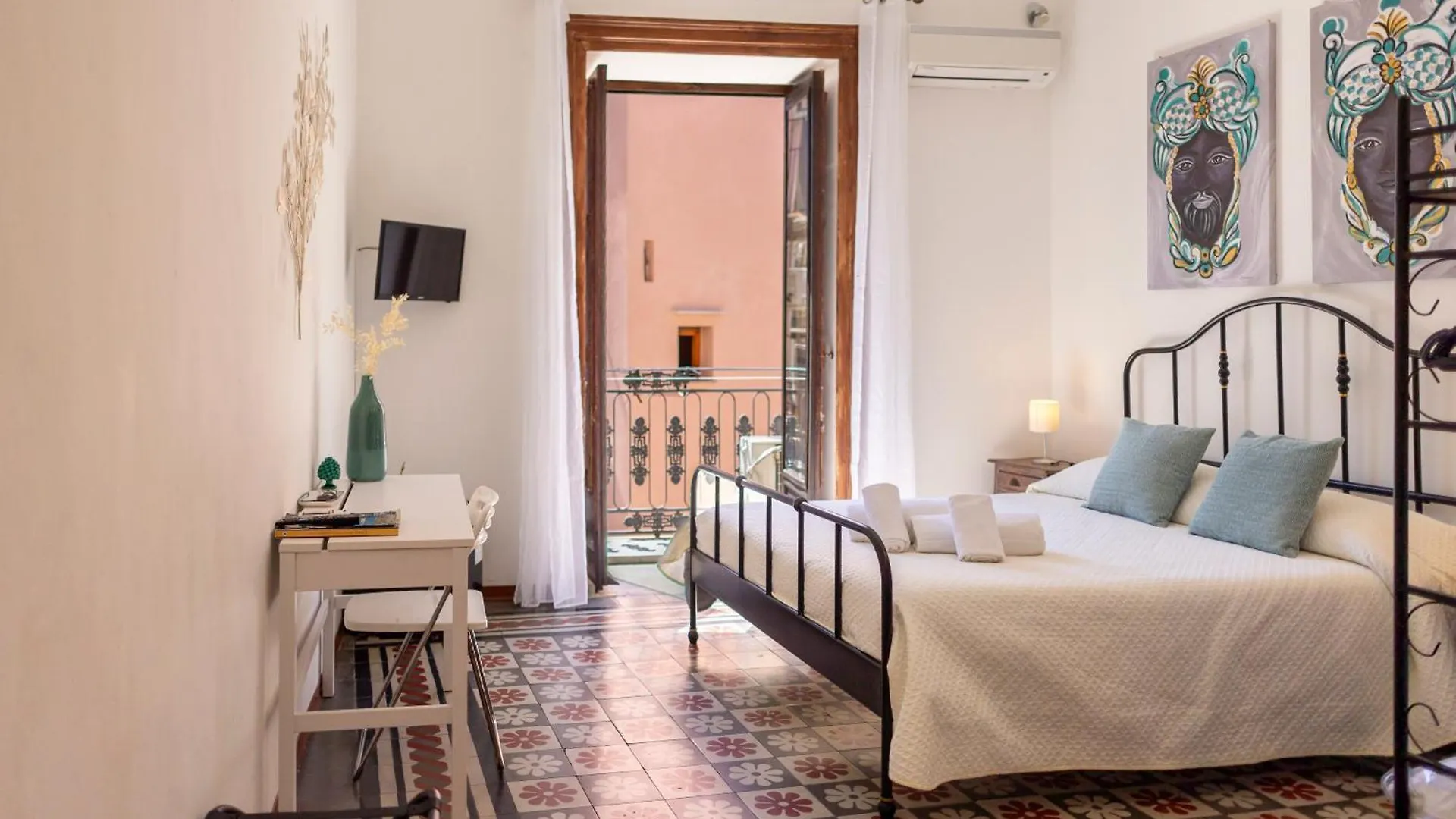 Dolce Vita Bed&Breakfast Cefalù Bed & Breakfast
